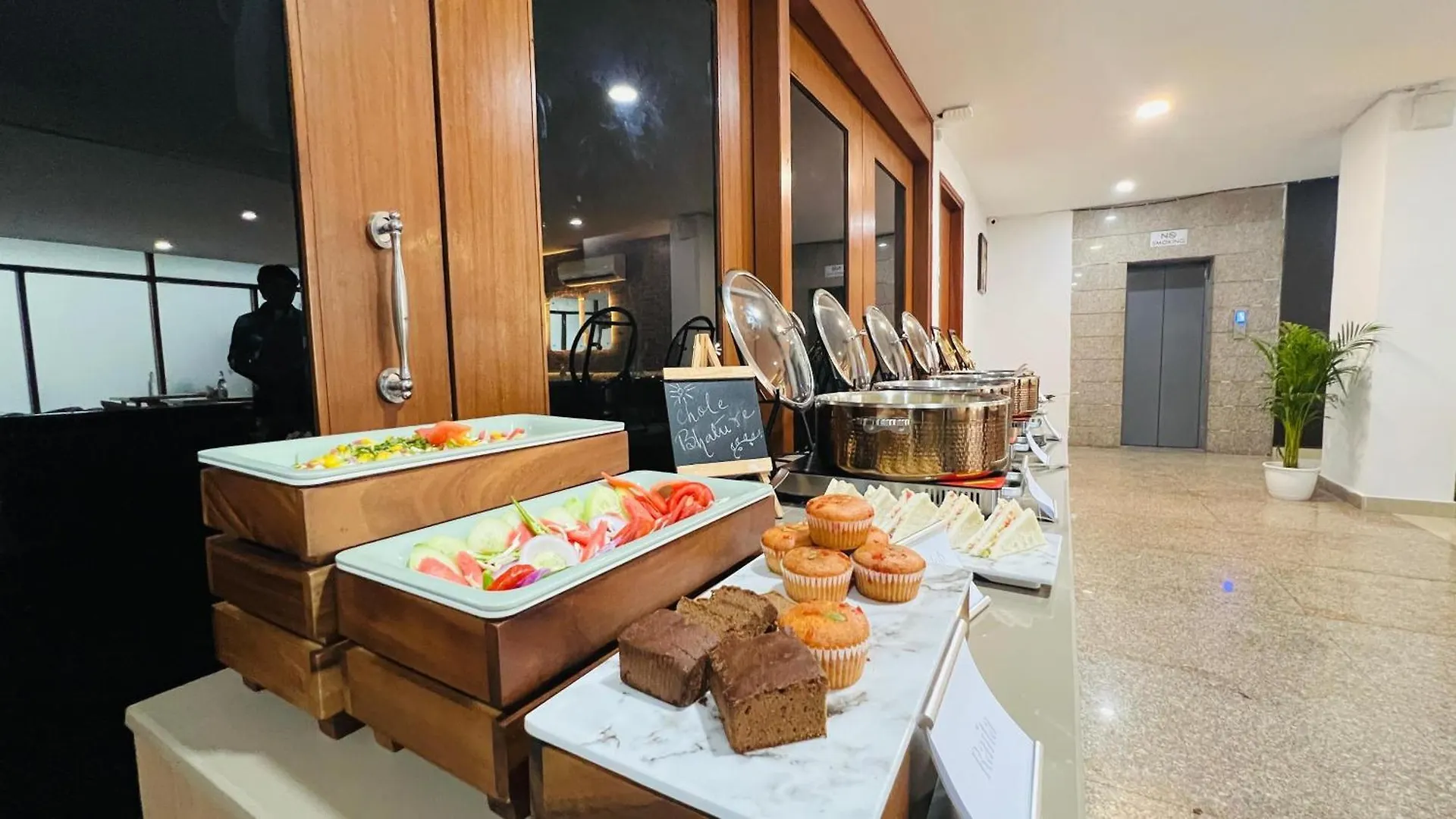 Olive Service Apartments - Medanta Medicity グルガウン